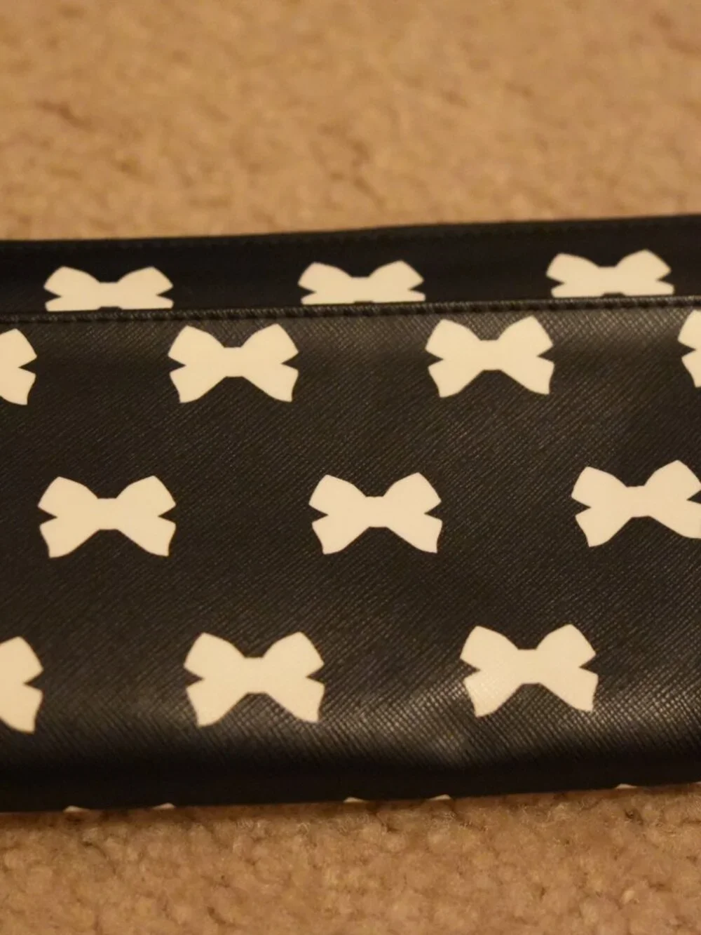 Kate Spade New York Women's Black Wallet-purse